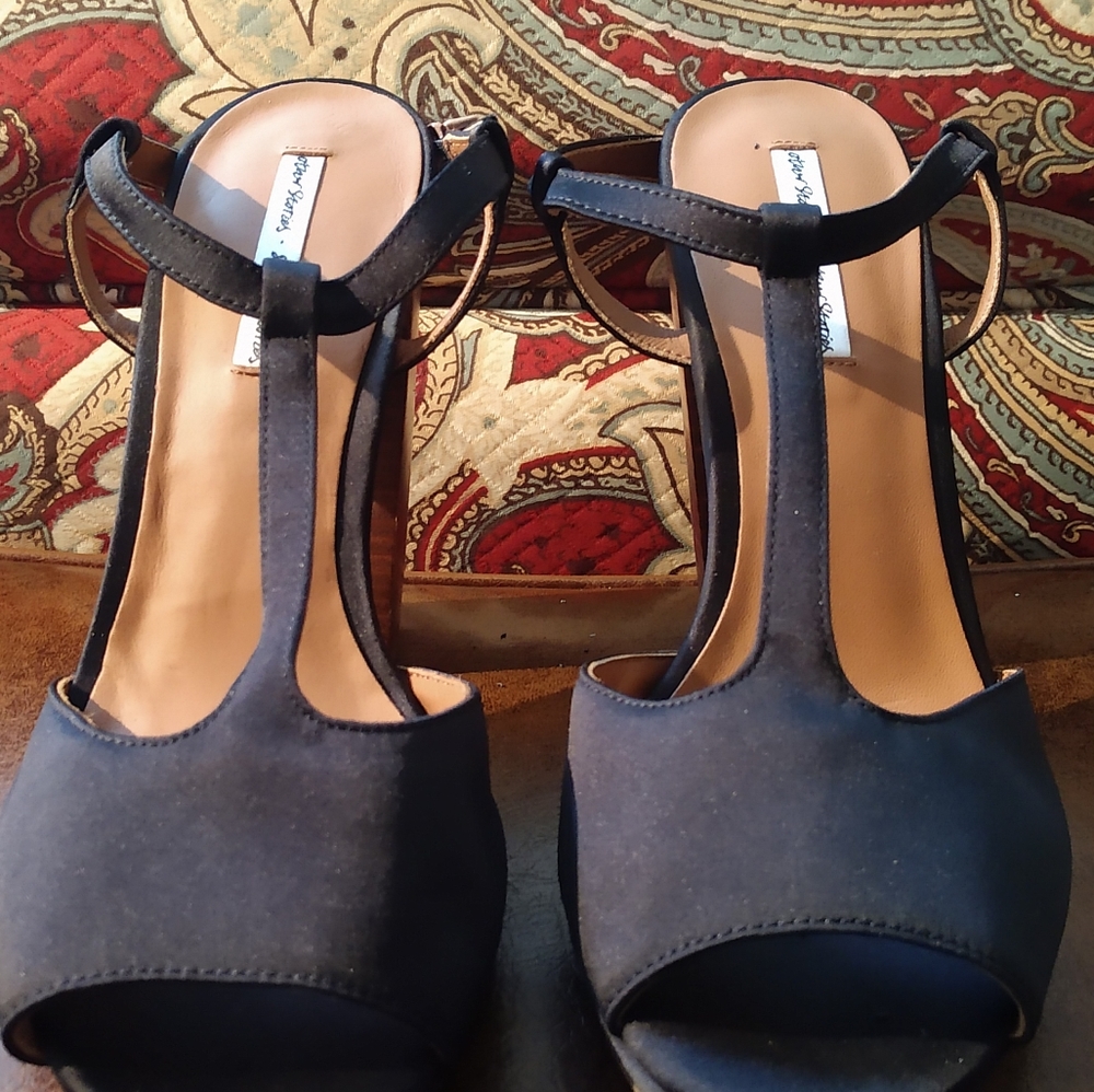 Open toe strap heels